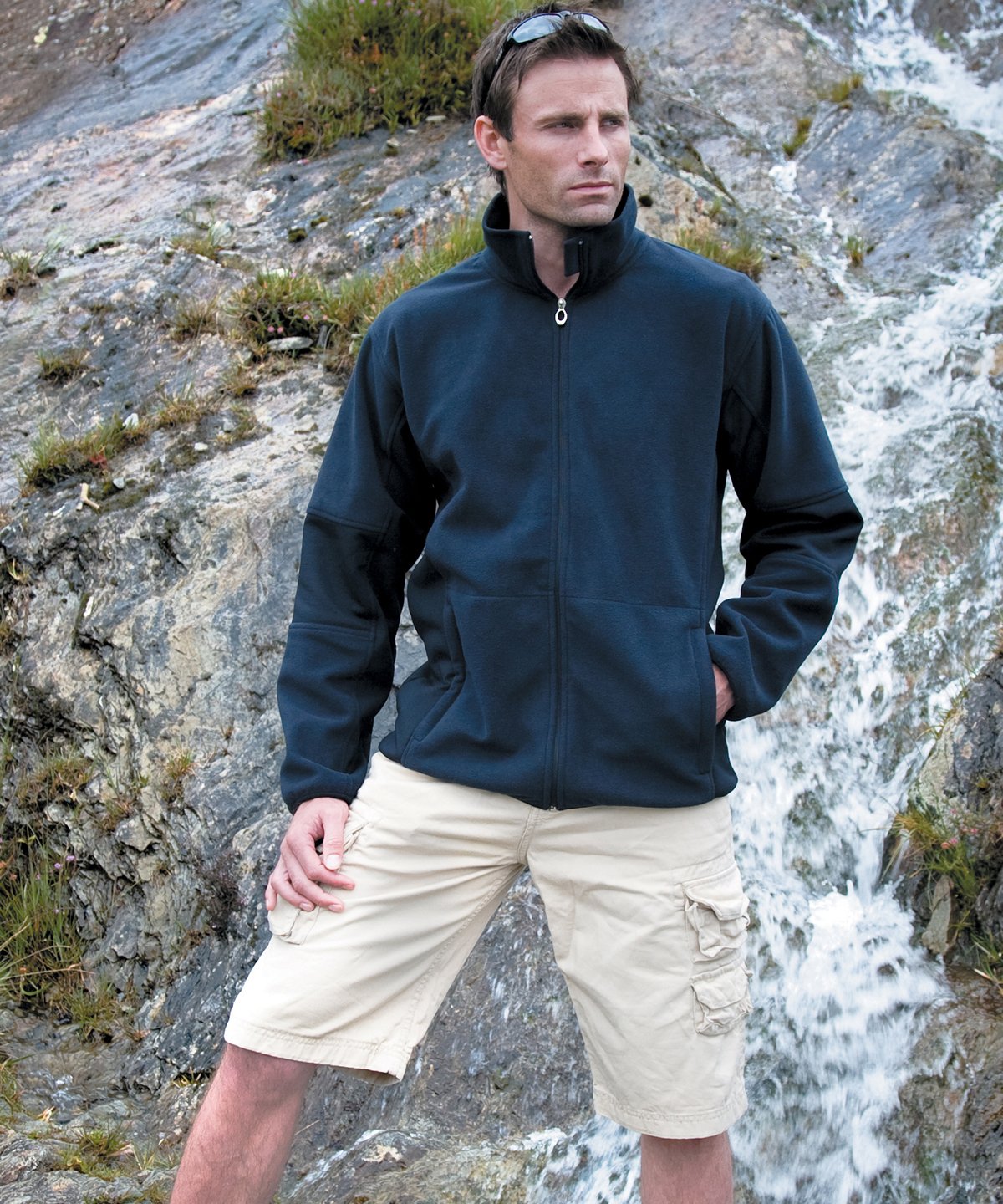 pro team softshell Mサイズ Rahpa Pro Teamコレクション 気候に合わせて選べる4種類のライン
